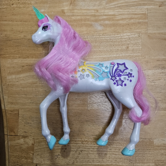 Barbie Dreamtopia Unicorn Light Up Interactive Toy with Pink Mane - Picture 3 of 9